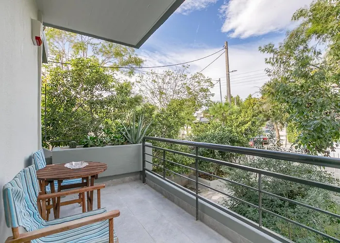 Athena\'S South Apartment